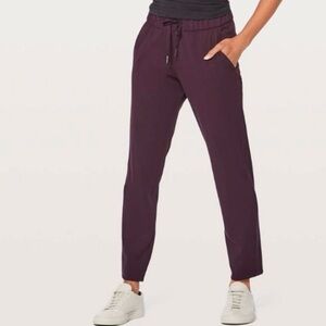 Lululemon On The Fly Pants Maroon Jogger Size 10